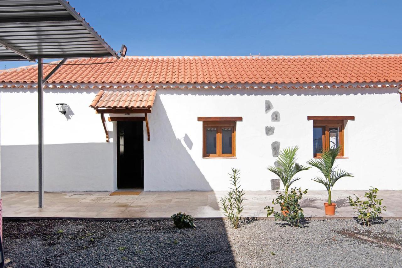La Tirajanera 1+2 Villa Vega de San Mateo Exterior photo